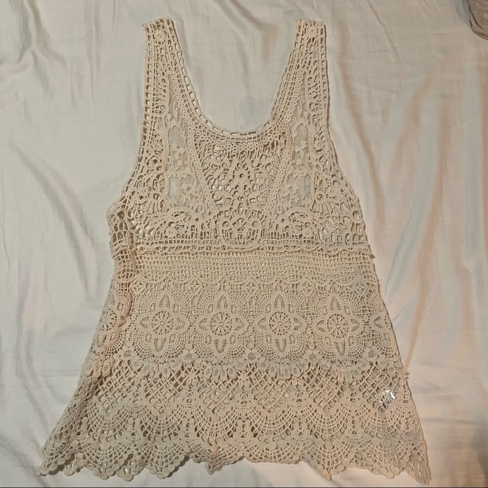 LoveTree Cream embroidered tank - size M